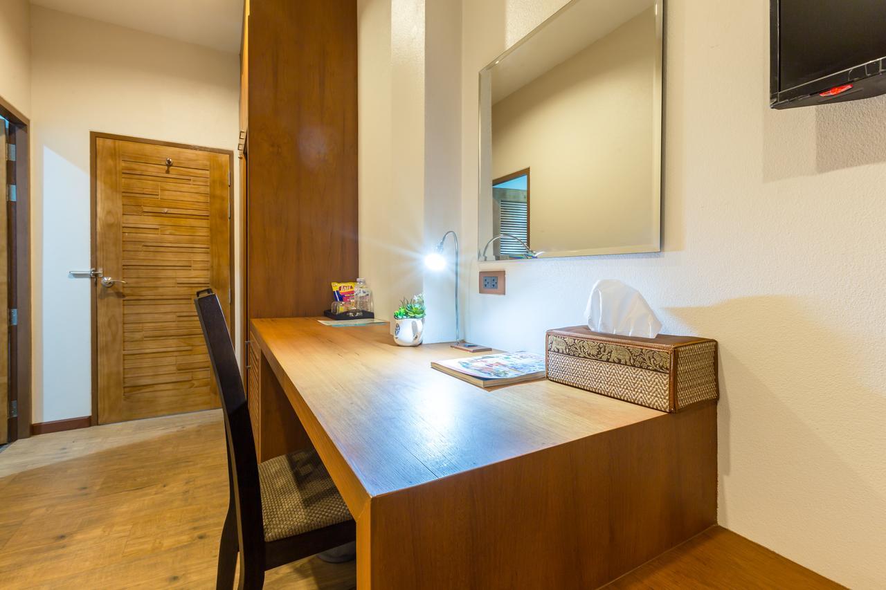 777 Food & Bed Hotel Csiangraj Kültér fotó